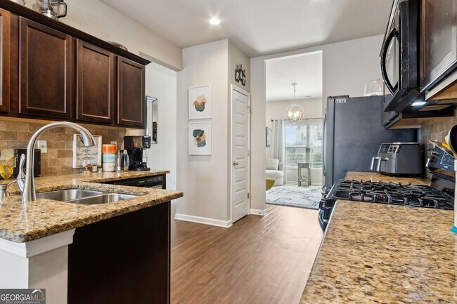 Building Photo - 151 Humphry Ct