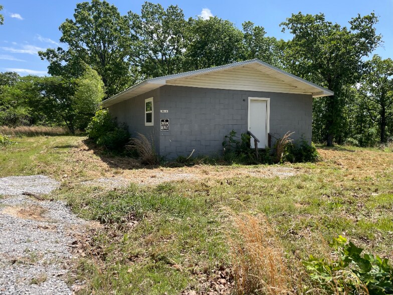 Primary Photo - 6 McCord Rd