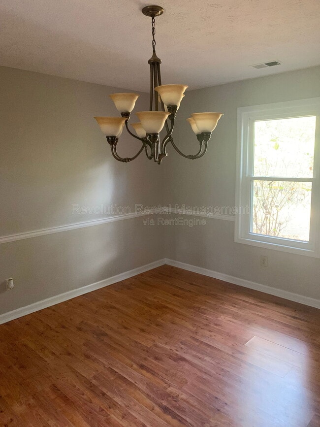 Building Photo - 8373 Brewer Rd