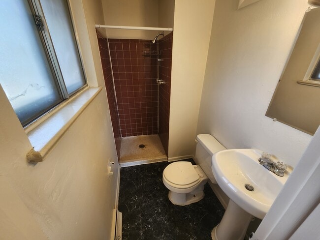 Building Photo - 677 Bridger Dr