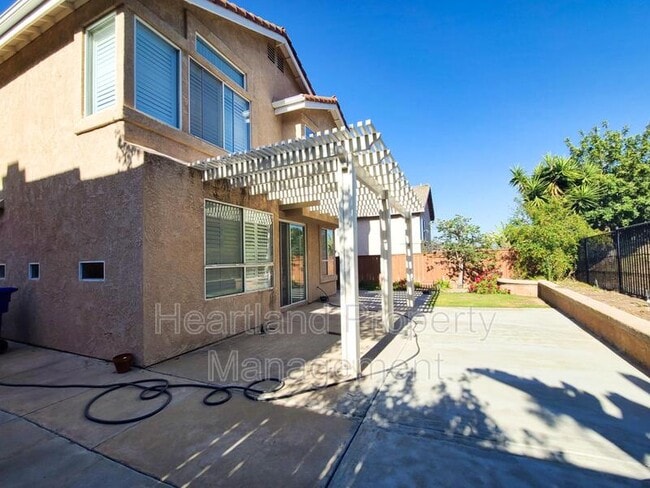 Building Photo - 13562 Tradition St