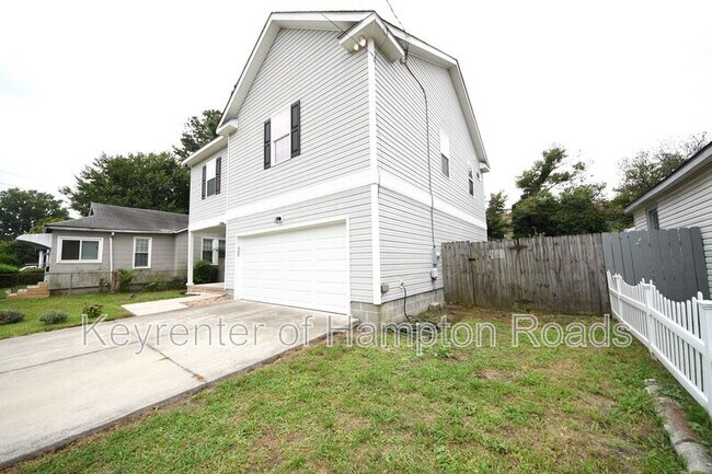 Building Photo - 3319 Kansas Ave