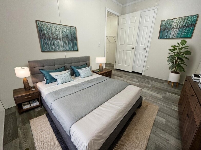 Building Photo - 38171 Ducharme Dr