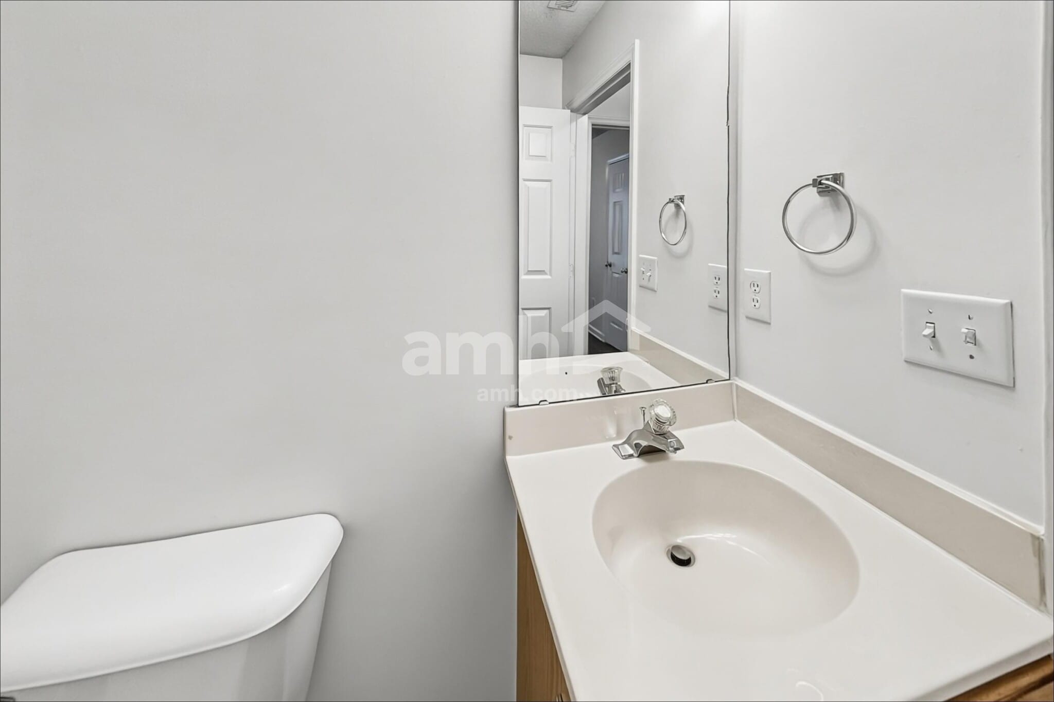 Building Photo - 4880 Manteo Ln