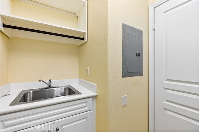 Building Photo - 116 Chantilly