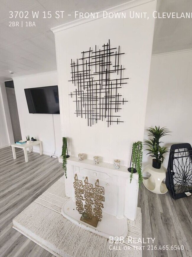 Building Photo - 3702 W 15th St