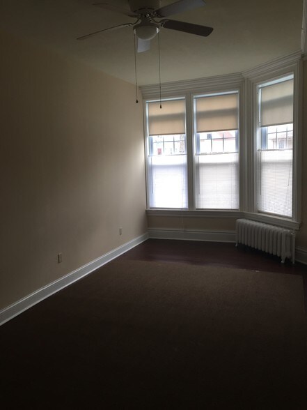 Building Photo - 149 Keyes Ave