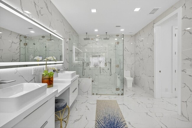 Building Photo - 2673 NW 64th Blvd