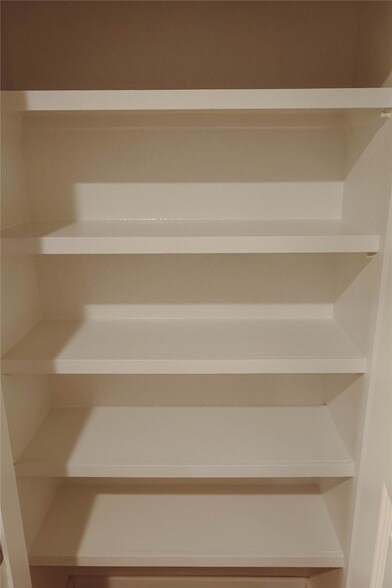 Building Photo - 8598 Blueberry Ash St