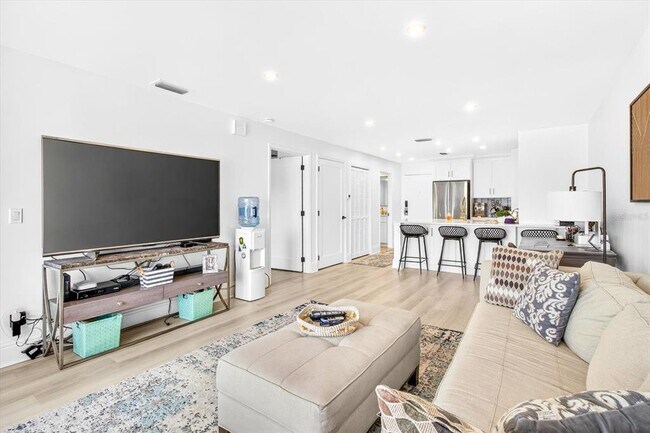 Building Photo - 29254 Bay Hollow Dr