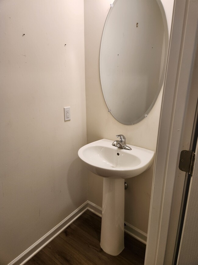 Building Photo - 24 Orch Grn Dr