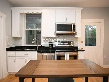 Building Photo - 7A Story St. Unit 2B