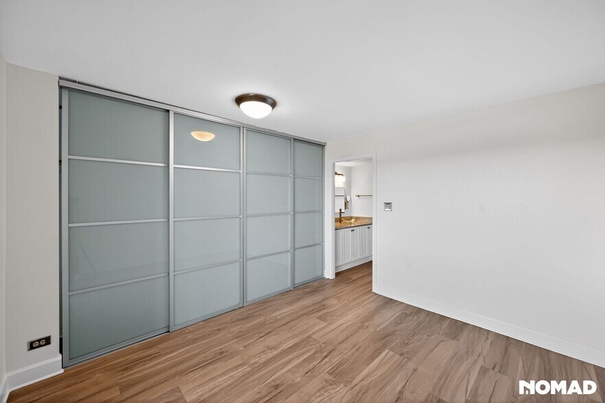 Building Photo - 700 N Washington St