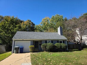 Building Photo - Move In Ready 3 Bedroom Ranch!