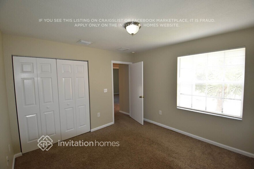 Building Photo - 4293 SW 128th Ave