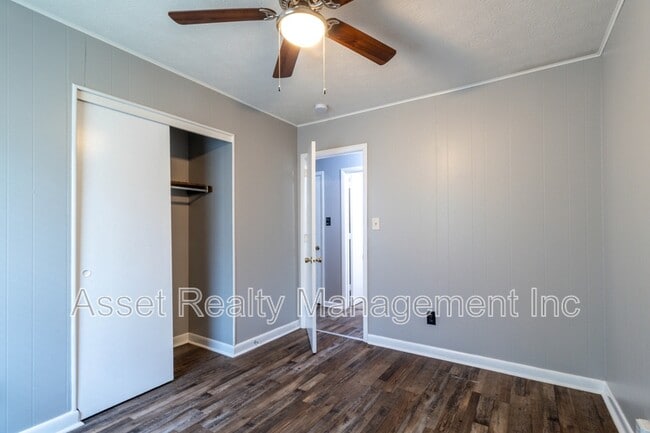 Building Photo - 709 Brookridge Cir SW