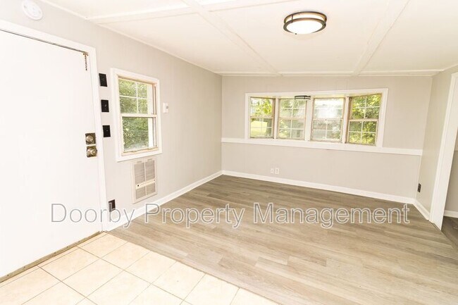 Building Photo - 2609 14th Ave