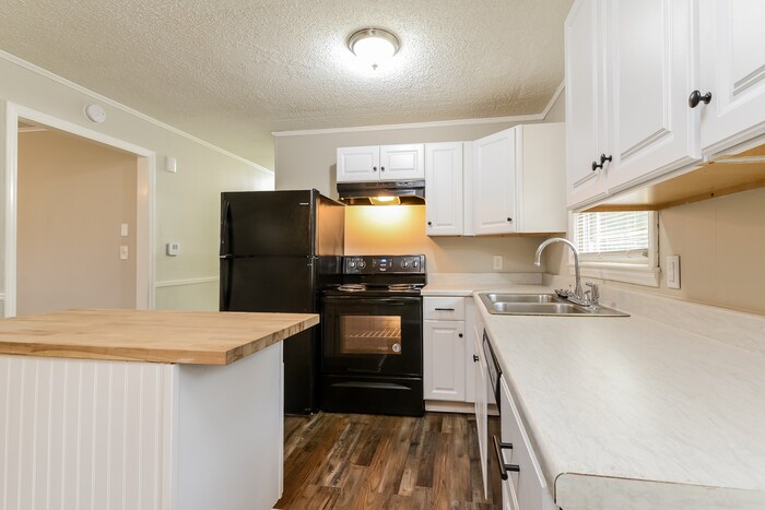Building Photo - 4301 Glenford Dr