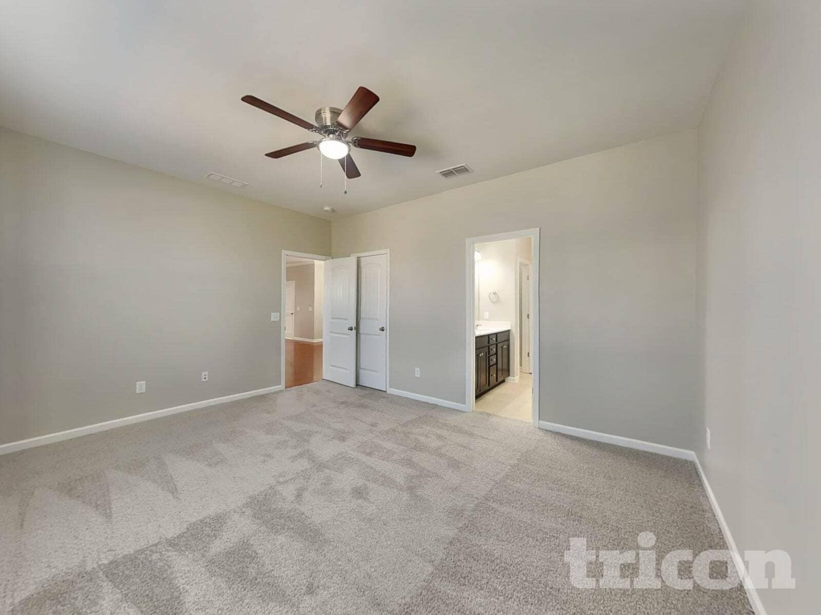 Building Photo - 1808 Stonewater Dr