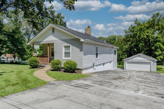 Building Photo - 9716 Jacobi Ave