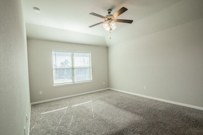 Building Photo - 1407 Wheatland Terrace Ln