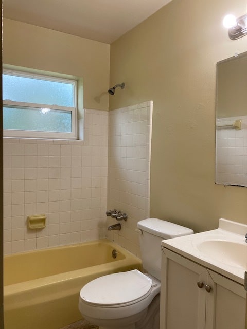 Building Photo - 943 N Village Dr