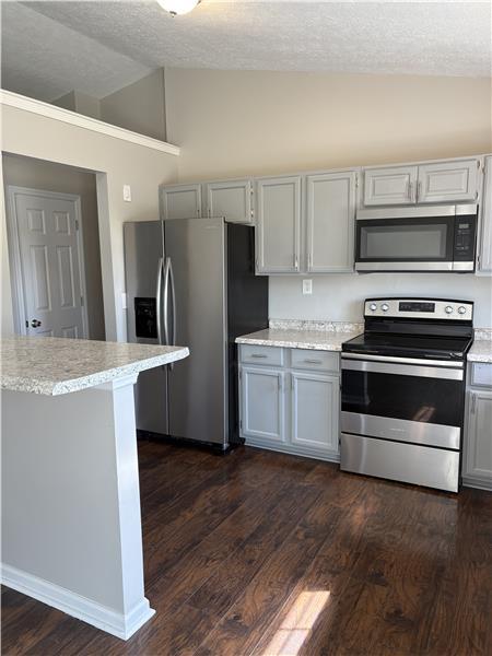 Building Photo - 62 Pine Top Dr
