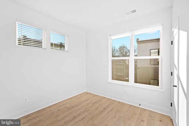 Building Photo - 5502 Topaz Ln