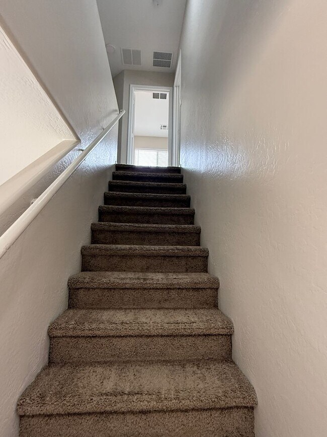 Building Photo - Buckeye, 4 bed, 2.5 bath, huge lot, across...