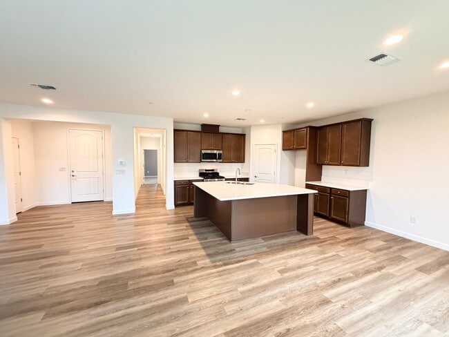 Building Photo - 1858 Morro Ct