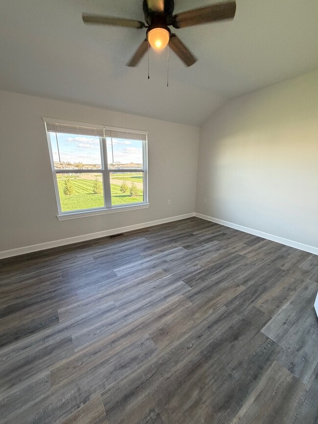 Building Photo - 83 SE 351st Rd