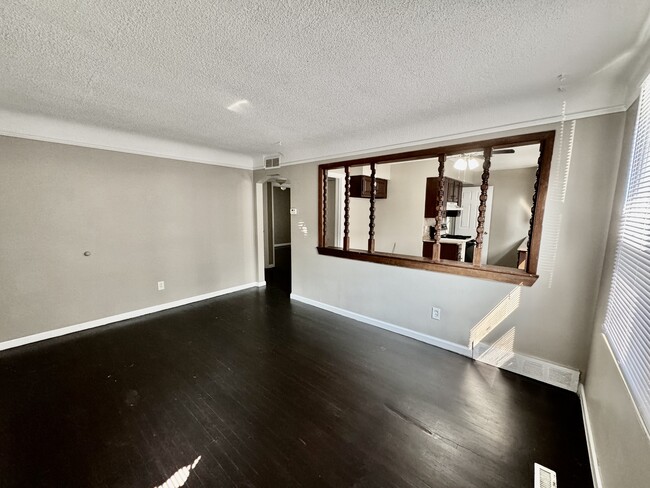 Building Photo - 4309 Edmund St