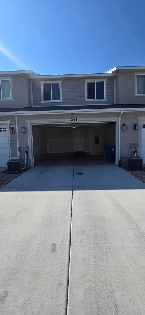 Building Photo - 3 Bed 2 Bath in Santaquin!!