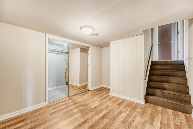 Building Photo - 3160 Kipling Dr