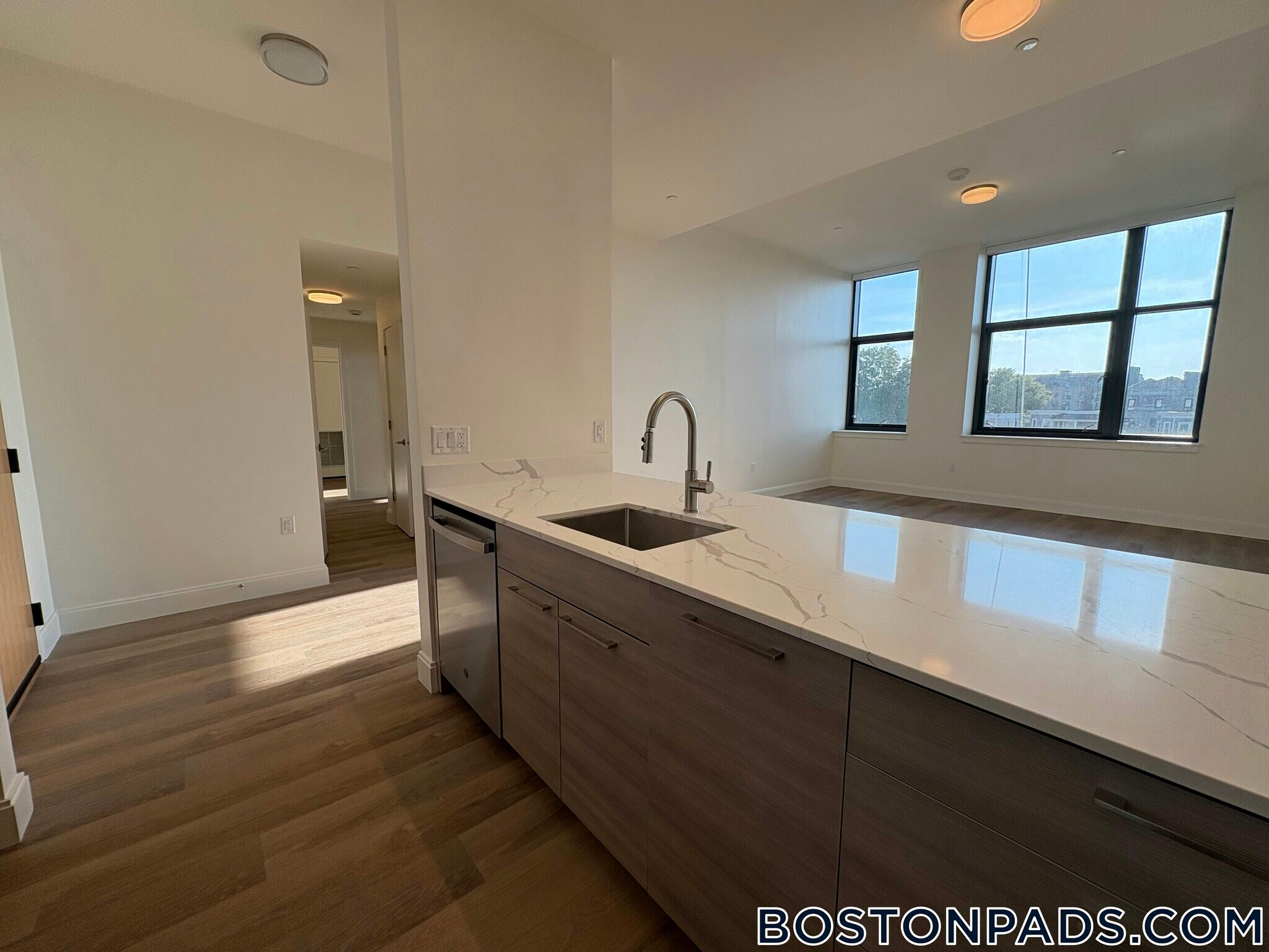 Building Photo - 1079 Commonwealth Ave