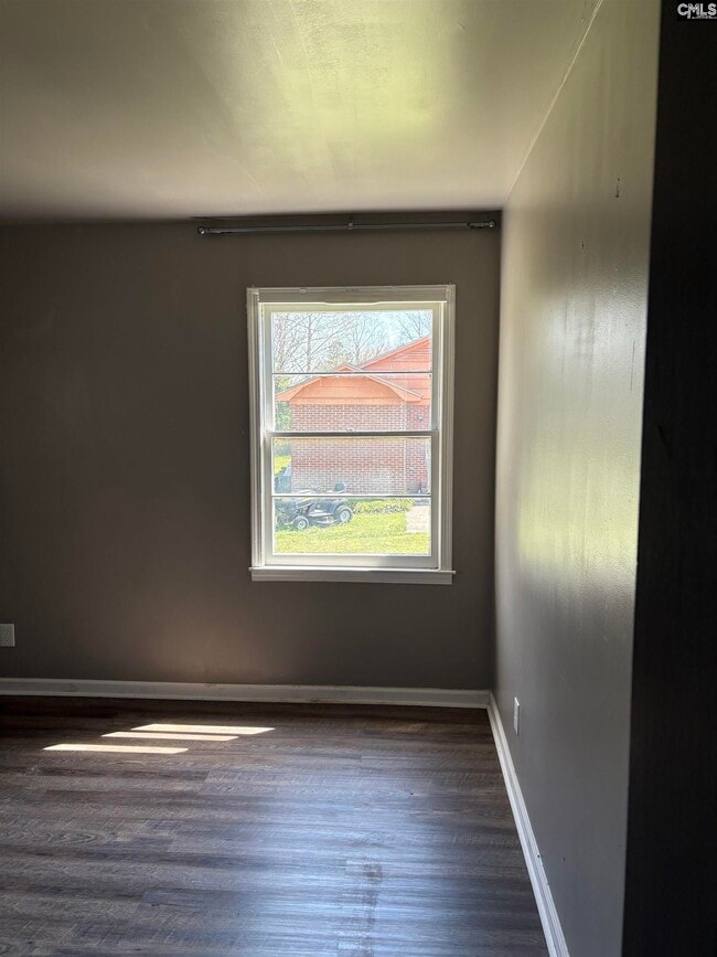 Building Photo - 314 Kings Ave