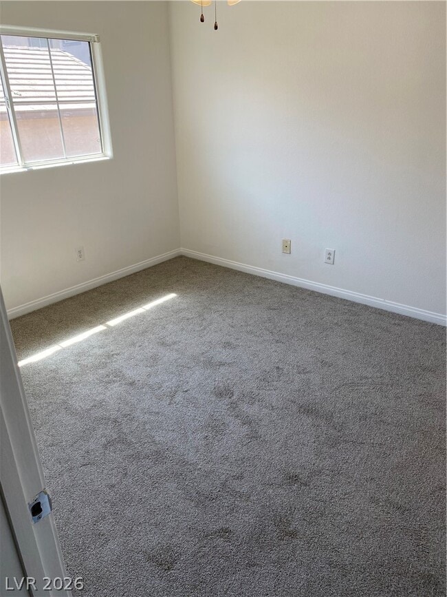 Building Photo - 171 Desert Pond Ave