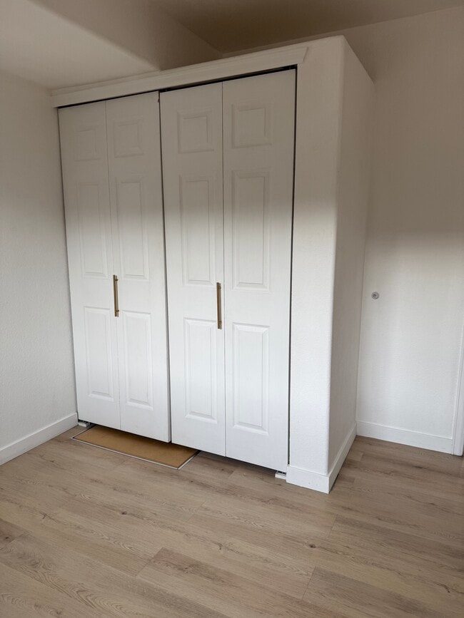 Building Photo - 1885 S Quebec Way