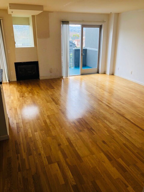 Building Photo - San Pablo