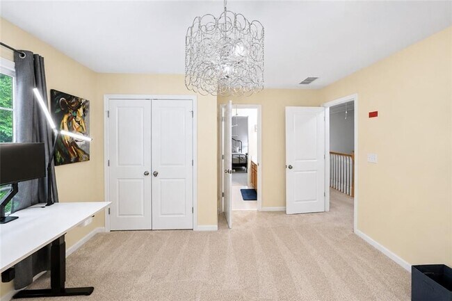 Building Photo - 2540 Village Creek Landing SE