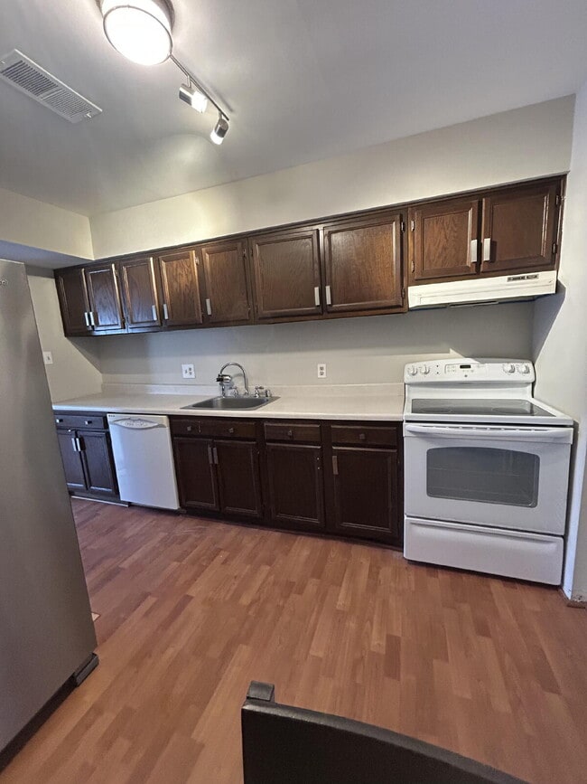 Building Photo - 2348 Antiqua Ct