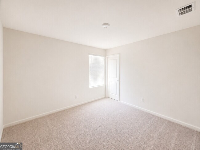 Building Photo - 125 CHESAPEAKE BAY Dr N