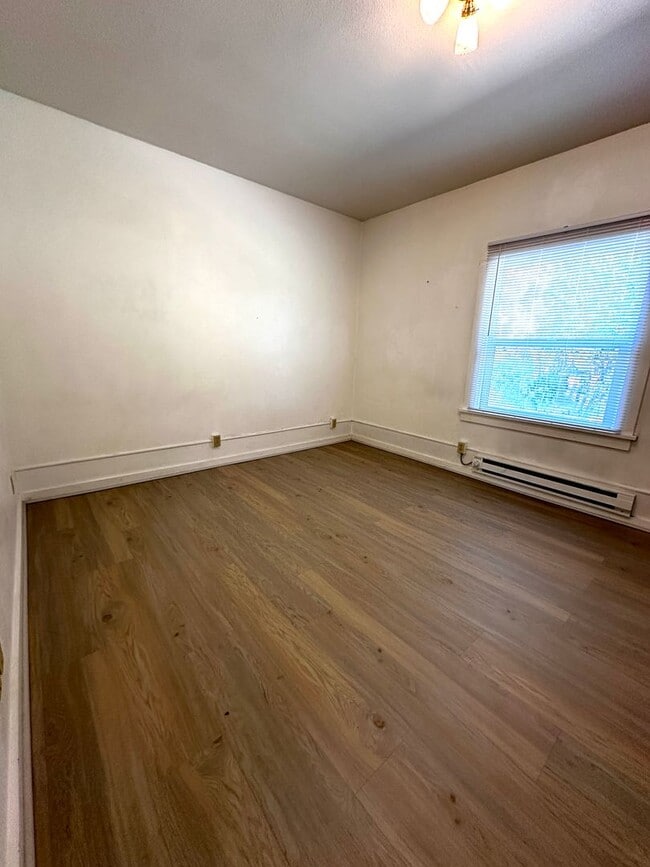 Building Photo - Two bedroom, one bath on west Line Street