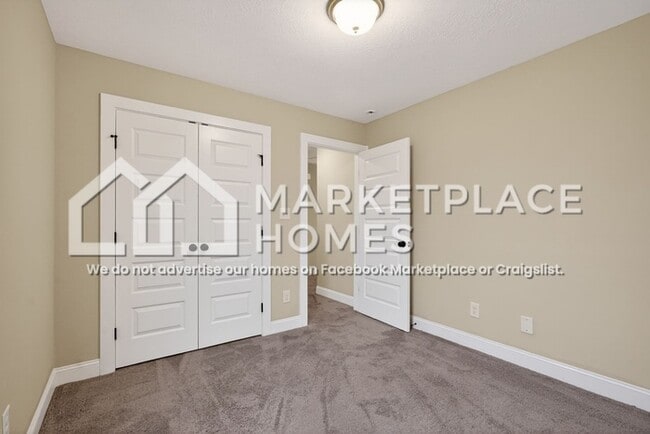 Building Photo - 2235 Perrins Ln