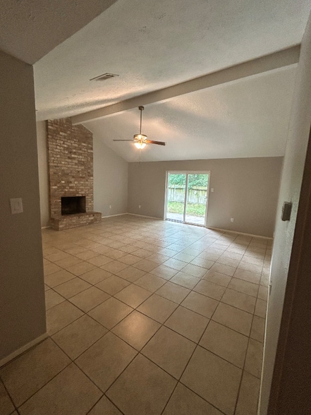 Building Photo - 31 Capewood Ct
