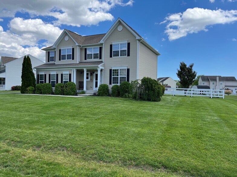 Building Photo - 24889 Rivers Edge Rd