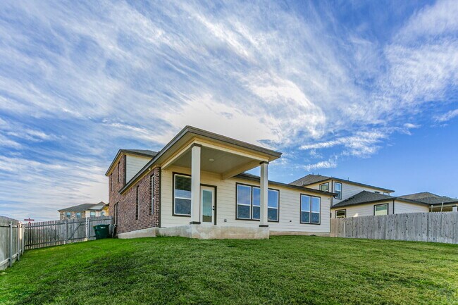 Building Photo - Bright & Beautiful 4 Bedroom two story home!