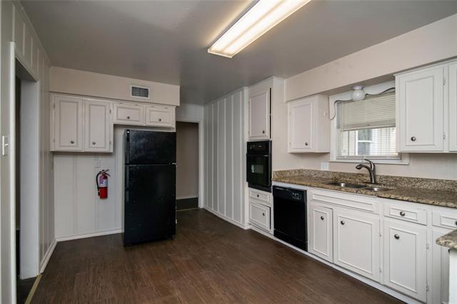 Building Photo - 1604 Weiler Blvd