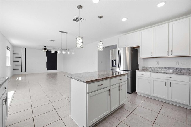 Building Photo - 525 Pawnee Ct