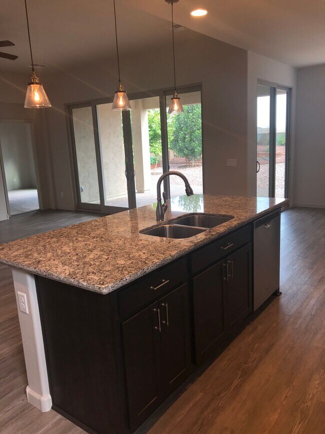 Building Photo - Beautiful 3 Bedroom in Bright Star, Chino Valley